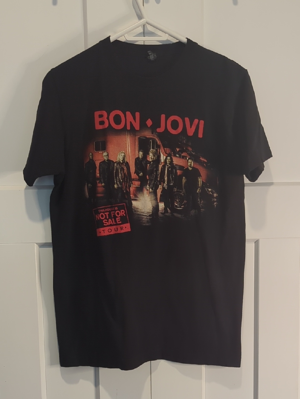 Bon Jovi This House Is Not For Sale Tour Size M  T- Shirt